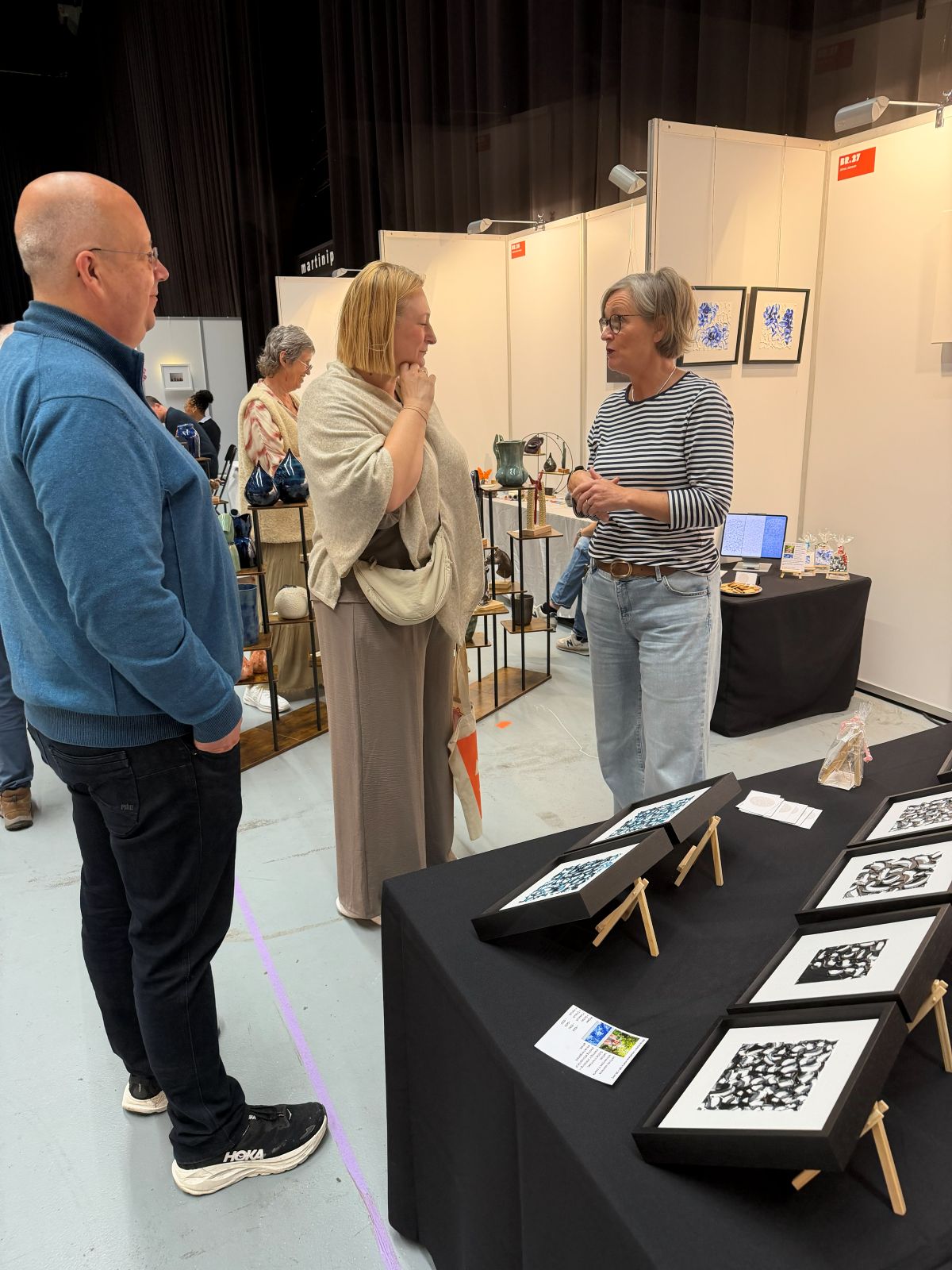 bezoekers kunstbeurs ArtOranje Groningen 2026