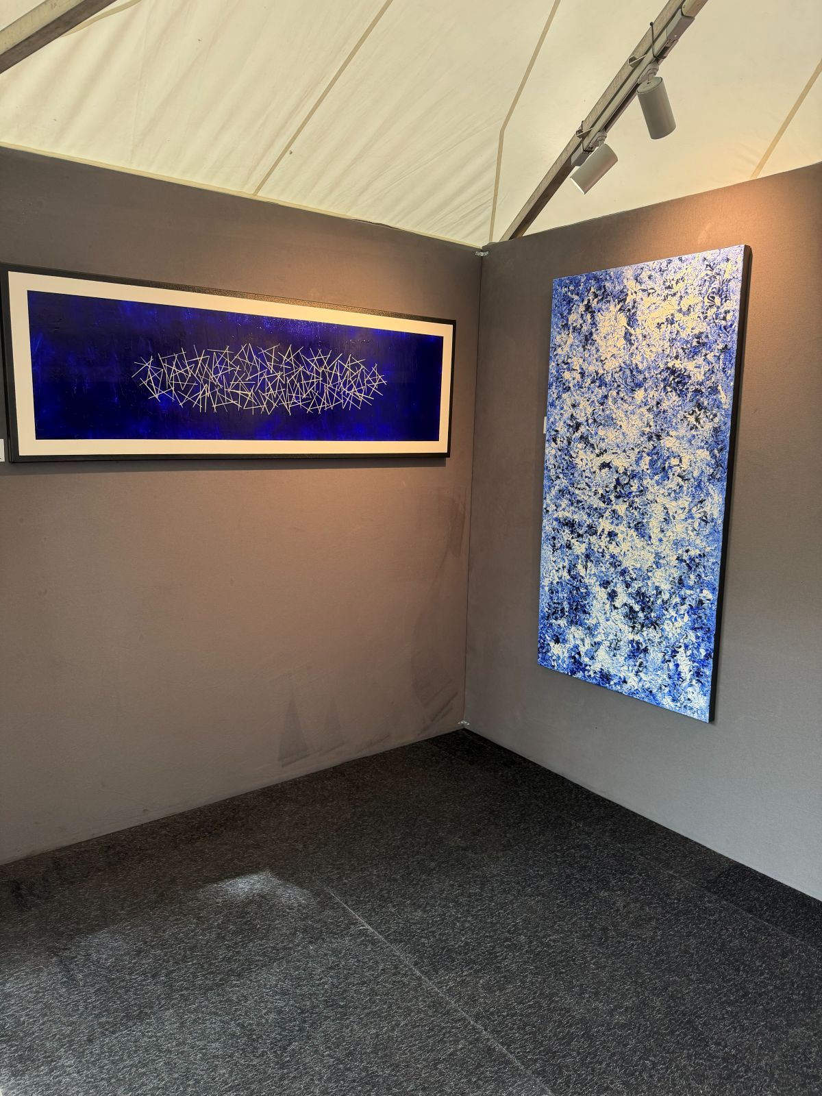 "Uniek kunstwerk Mikado van Art by Alma met lijnenspel en abstracte compositie"
