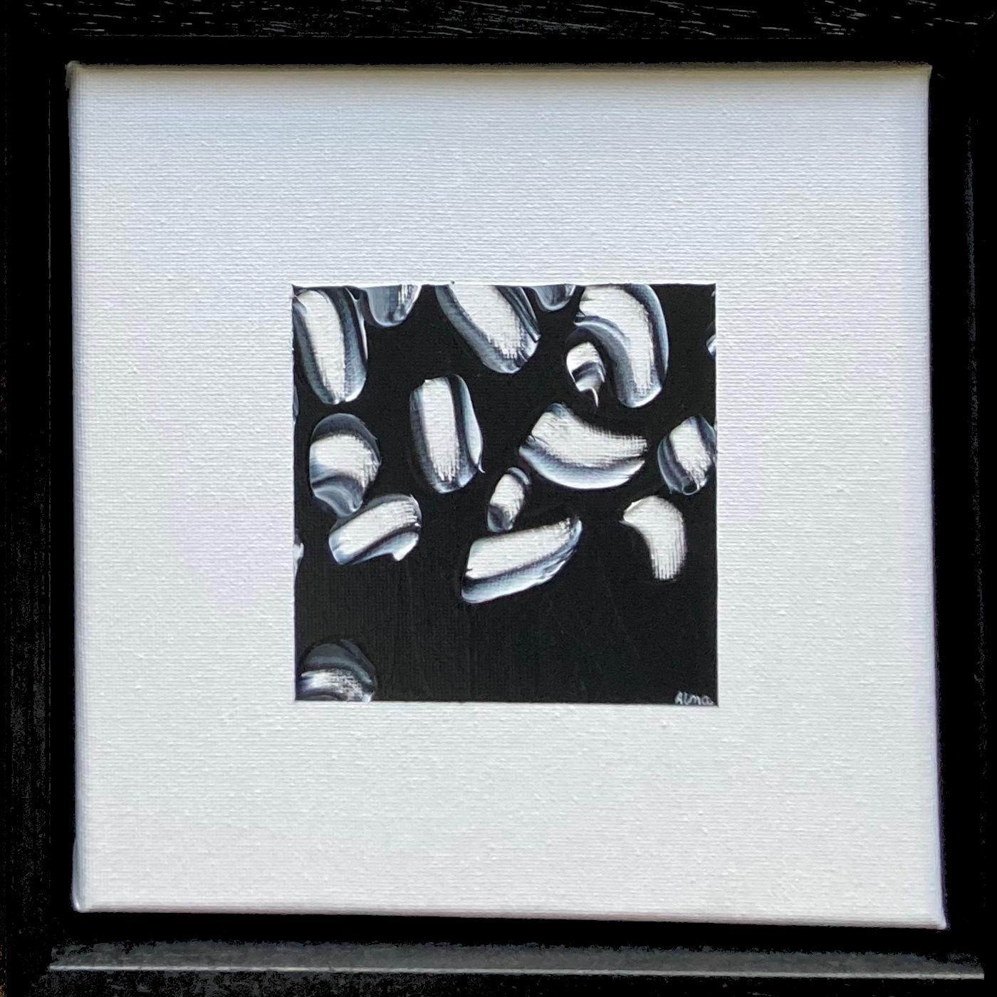 Kunst in opdracht Mosselen abstract weergegeven in zwart en wit door Alma Jansen
